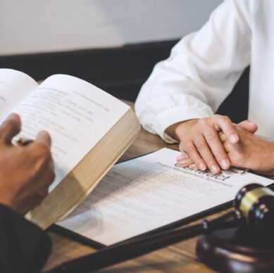 Meslek ünvanı ve yasal düzenlemeler